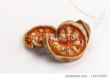 Thai cuisine - dry bael fruit 116132047