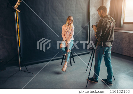 young ambitious girl having an important photo session 116132193