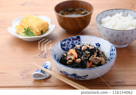 Simmered hijiki Japanese breakfast image Simmered hijiki Japanese breakfast image 116134062