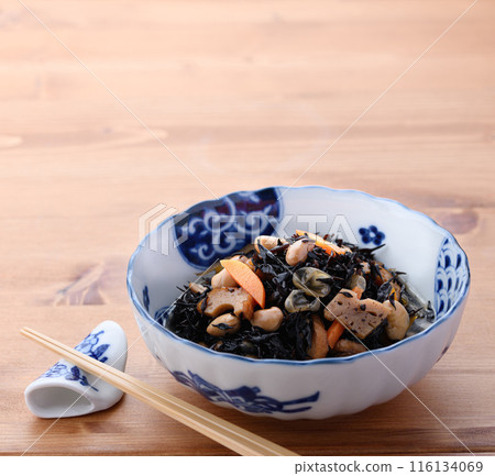 simmered hijiki  116134069