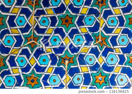 Ancient wall mosaic decoration with Arabic pattern, close up Ancient wall mosaic decoration with Arabic pattern, close up 116136825