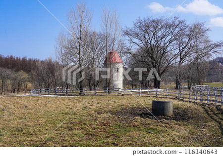 Silo at Yachiyo Public Breeding Farm in Obihiro City (Obihiro City, Hokkaido) Silo at Yachiyo Public Breeding Farm in Obihiro City (Obihiro City, Hokkaido) 116140643