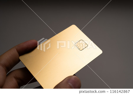 金卡 116142867
