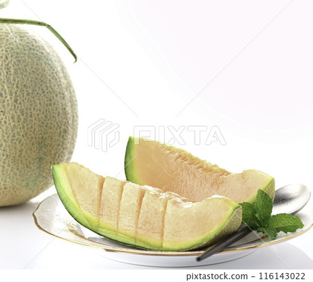 非常甜的夕張哈密瓜（白色背景） 116143022