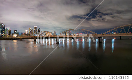 Bridge over the river and city night view 116145525