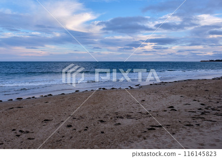 Front Beach - Torquay 116145823
