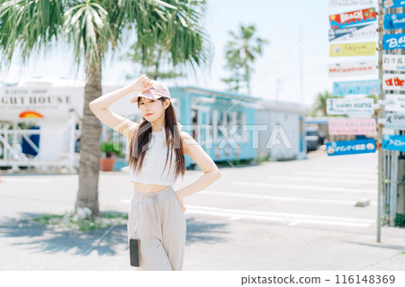 Korean fashion young girl Korean fashion young girl 116148369