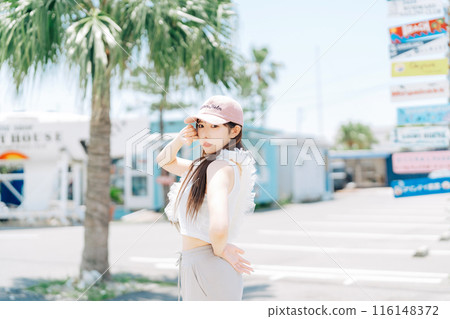 Korean fashion young girl Korean fashion young girl 116148372