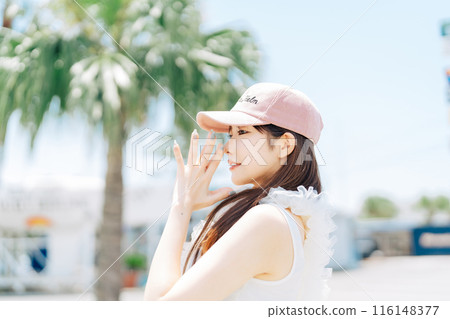 Korean fashion young girl 116148377