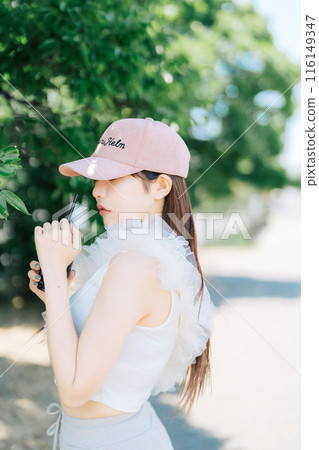 Korean fashion young girl 116149347