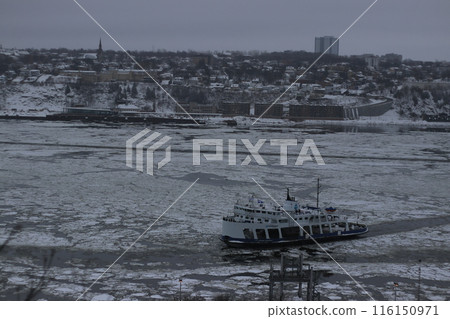 魁北克的冬天 116150971