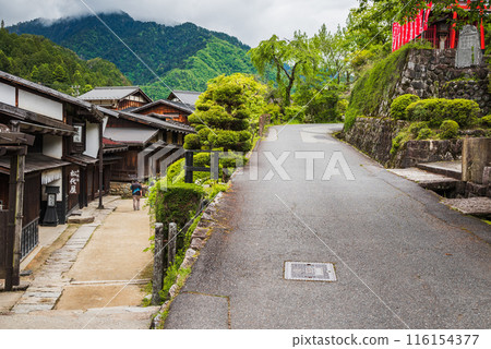 [妻籠宿]增形遺址（左側道路）與街道[木曾郡南木曾町] 116154377