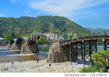 One of Japan's three most famous bridges: the historic Kintai Bridge in Iwakuni, Yamaguchi Prefecture One of Japan's three most famous bridges: the historic Kintai Bridge in Iwakuni, Yamaguchi Prefecture 116158659