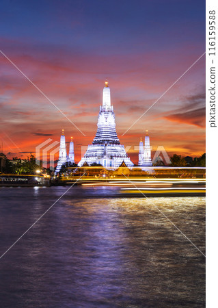 Wat Arun Ratchawararam Ratchawaramahawihan at sunset in bangkok Thailand. Landmark of Along the Chao Phraya River Thailand Wat Arun Ratchawararam Ratchawaramahawihan at sunset in bangkok Thailand. Landmark of Along the Chao Phraya River Thailand 116159588
