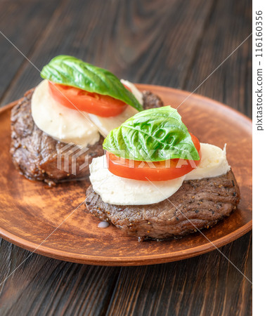 Caprese beef steak 116160356