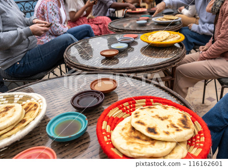 Small Moroccan Tagines, Traditional Color Morocco Pottery, African Souvenir, Moroccan Food 116162601