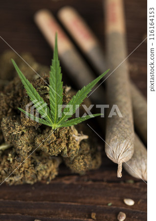 Blunt, Marijuana buds with cannabis leaves, cbd 116164153