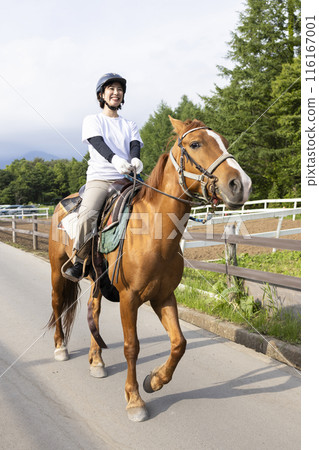 享受騎馬的女人 116167001