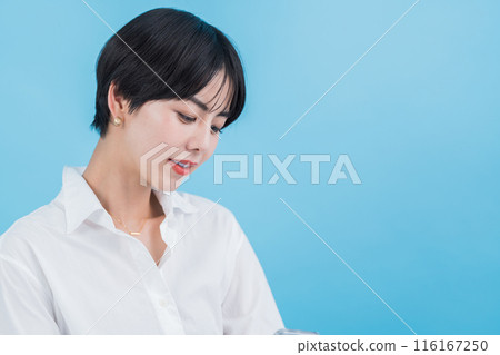 年輕女性的美麗 116167250