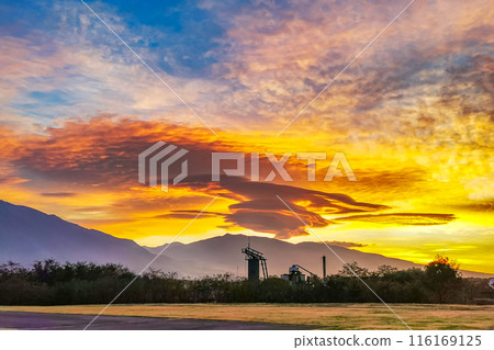Roadside Station Ueda Road and River Station Otogi no Sato Sunrise Hanging clouds Lenticular clouds Chikuma River Ueda Basin Roadside Station Ueda Road and River Station Otogi no Sato Sunrise Hanging clouds Lenticular clouds Chikuma River Ueda Basin 116169125
