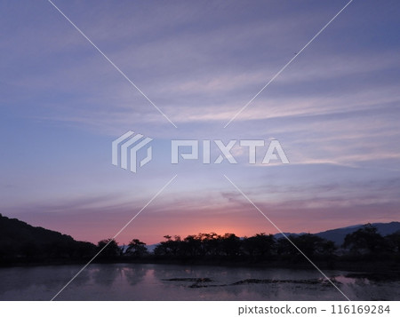 Clouds in the morning sky 116169284