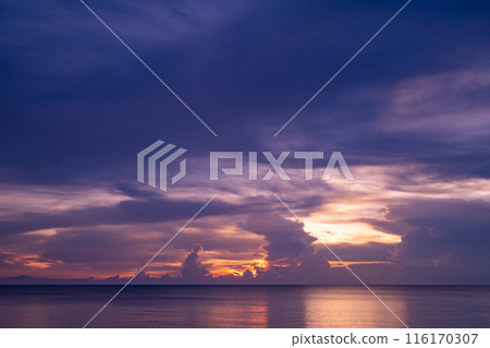 Nature beautiful Light Sunset or sunrise over sea, Colorful dramatic majestic scenery Sky with Amazing clouds and waves in sunset sky Nature beautiful Light Sunset or sunrise over sea, Colorful dramatic majestic scenery Sky with Amazing clouds and waves in sunset sky 116170307