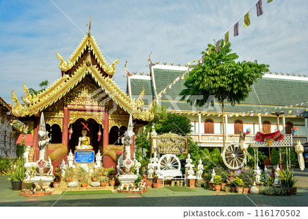 Beautiful scenery of a temple in Chiang Mai, Thailand 116170502