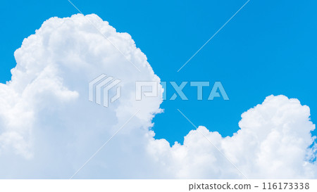 Summer blue sky 116173338