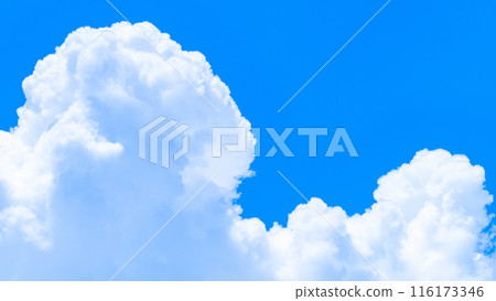 Summer blue sky 116173346