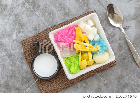 Salim (sweet noodle in coconut milk) Thai dessert Salim (sweet noodle in coconut milk) Thai dessert 116174676