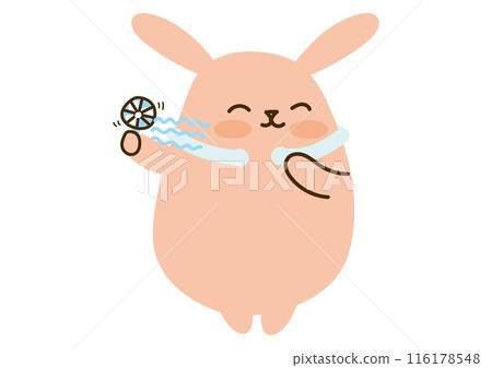 兔子微笑著使用頸部冷卻器和方便的風扇 116178548