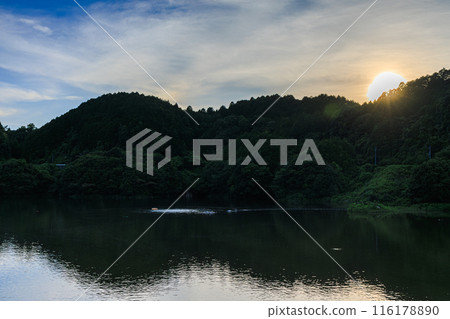 Evening view of Nunome Dam in the summer of 2024: From sunset to golden hour⑤ 116178890