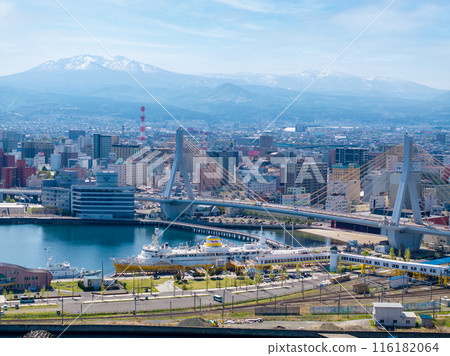 Aomori Port and Mount Hakkoda (Aomori City, Aomori Prefecture) Aomori Port and Mount Hakkoda (Aomori City, Aomori Prefecture) 116182064
