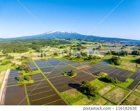 鳥海山和九十九島(秋田縣仁賀保市) 鳥海山和九十九島(秋田縣仁賀保市) 116182638
