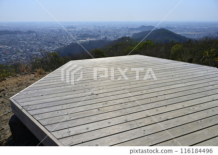 足利市內 足利市兩蓋山通往足利城跡山路途中重建的展望台 116184496