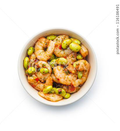 Fresh salad with shrimps and edamame soybeans in bowl isolated on white background. 116186491