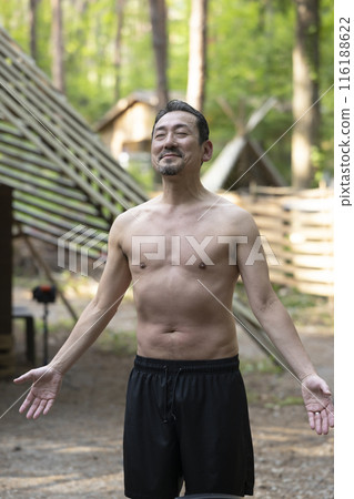 A man in his 50s enjoying the sauna 116188622