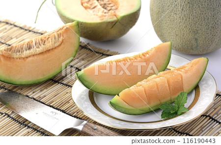 Yubari Mellon 116190443