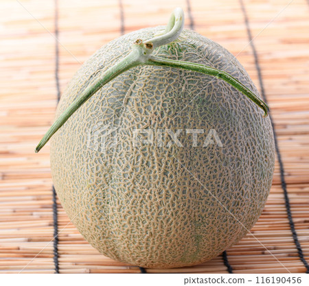 Yubari Mellon 116190456