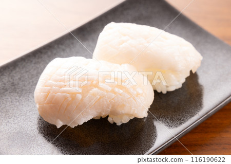 Delicious flounder sushi 116190622
