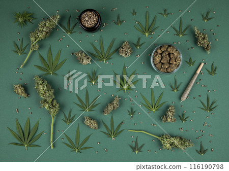 Flat lay, Top view of marijuana leaves and cannabis buds, cbd concept 116190798