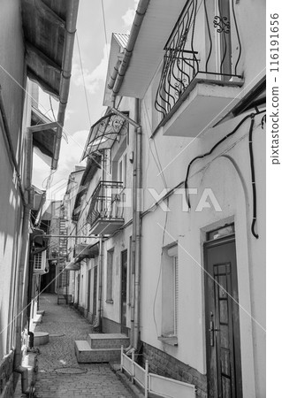 Narrow streets in the Uzhhorod old town, Ukraine. 116191656