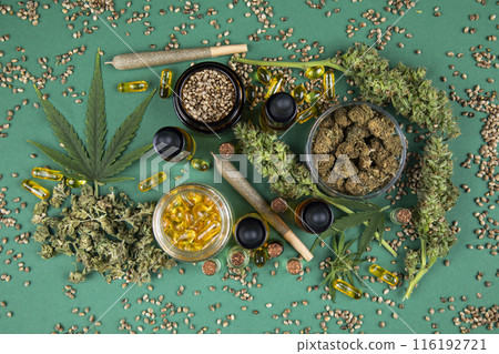Flat lay, Top view of marijuana leaves and cannabis buds, cbd concept 116192721