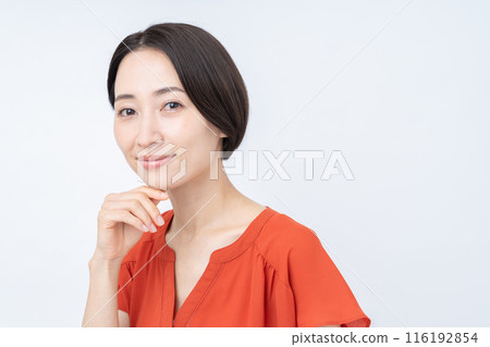 Middle-aged women's beauty Middle-aged women's beauty 116192854