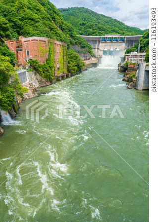 Uji City, Kyoto Prefecture: Amagase Dam, where water is released to regulate the rainy season, and the remains of the power plant 116193493