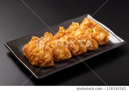 Spicy fried dumplings 116193585
