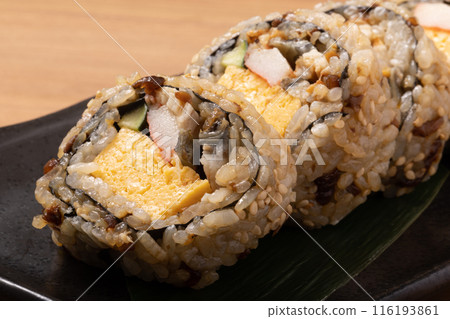 Unagi heavy roll 116193861
