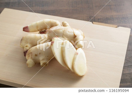 New ginger 116195094