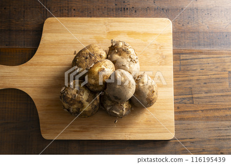 Muddy potatoes 116195439