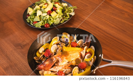 Aqua pazza 酪梨沙拉 116196843